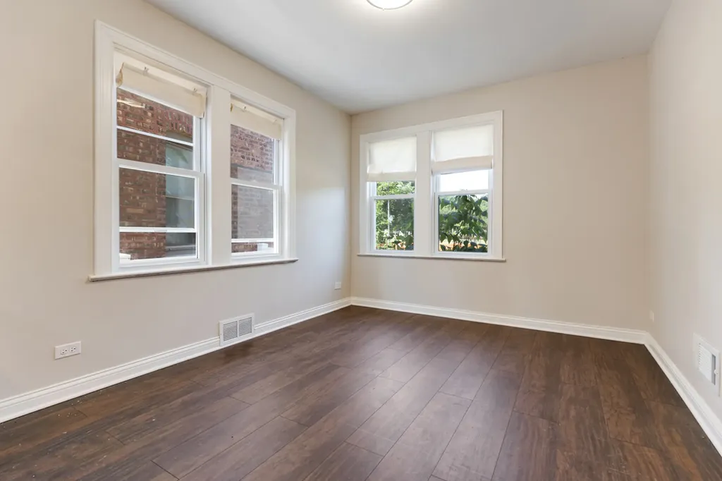 8519 South King Drive Chicago IL 60619