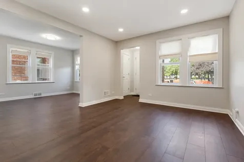8519 South King Drive Chicago IL 60619
