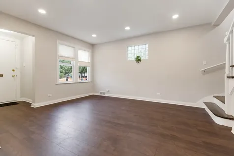 8519 South King Drive Chicago IL 60619