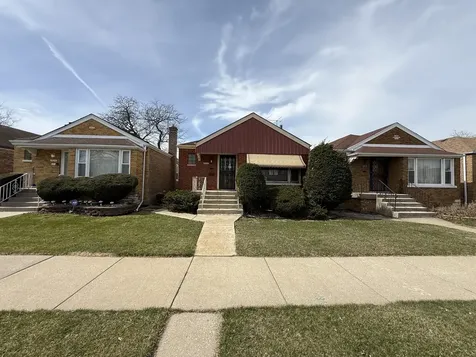 8842 South Cregier Avenue Chicago IL 60617