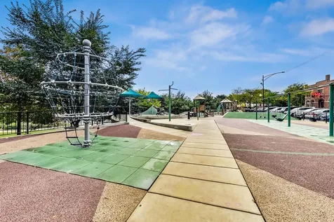 653 North Kingsbury Street Chicago IL 60654