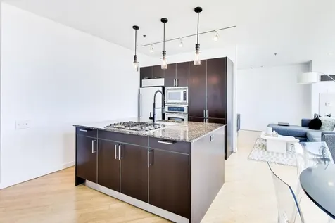 653 North Kingsbury Street Chicago IL 60654