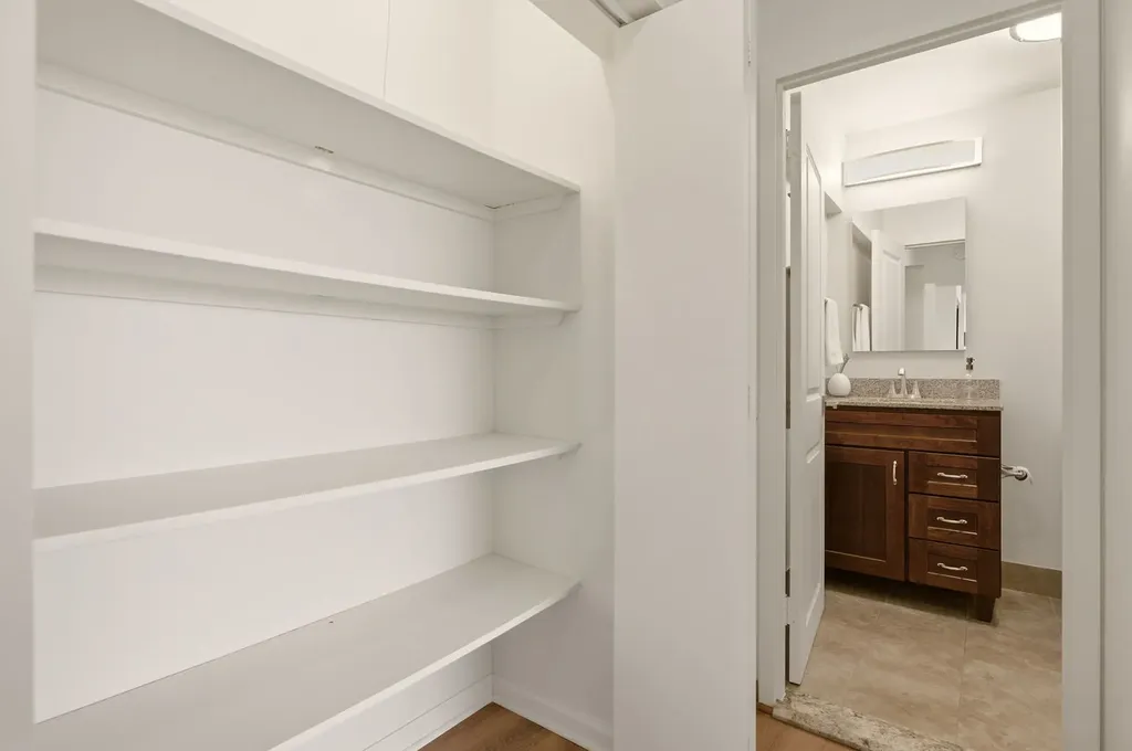 2800 North Lake Shore Drive Chicago IL 60657