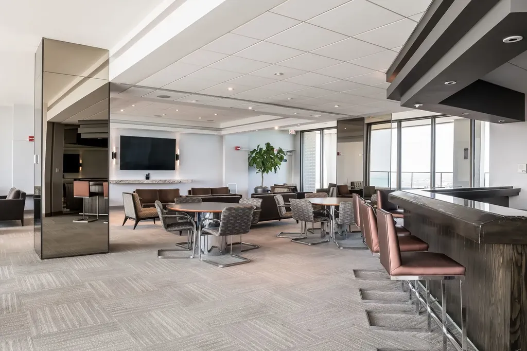 2800 North Lake Shore Drive Chicago IL 60657