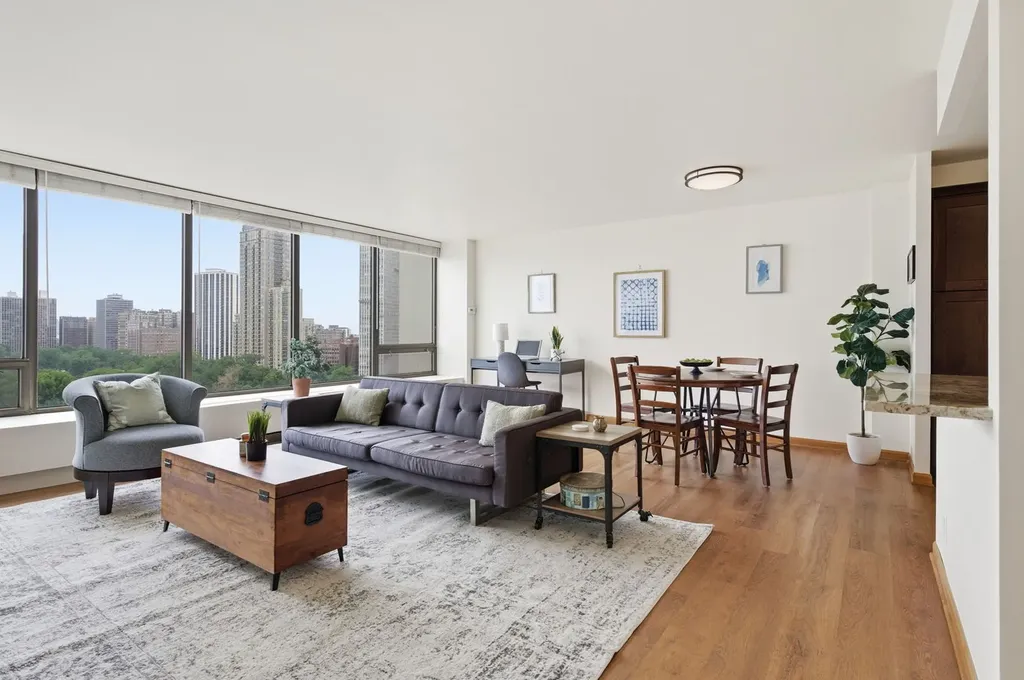 2800 North Lake Shore Drive Chicago IL 60657