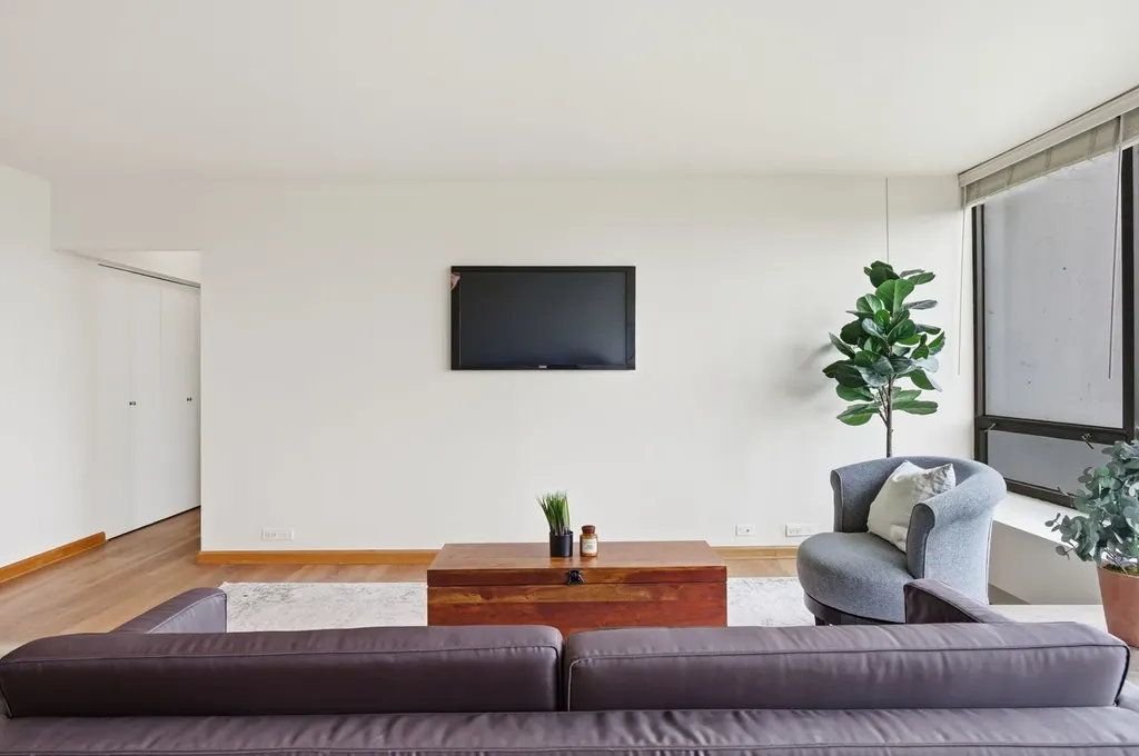 2800 North Lake Shore Drive Chicago IL 60657