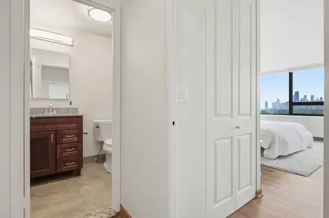 2800 North Lake Shore Drive Chicago IL 60657