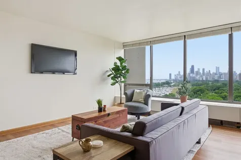 2800 North Lake Shore Drive Chicago IL 60657