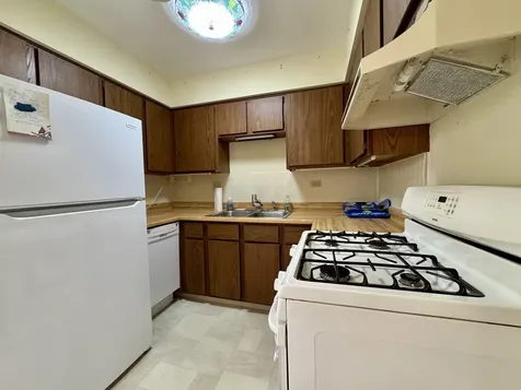 1421 Harlan Avenue Elgin IL 60123