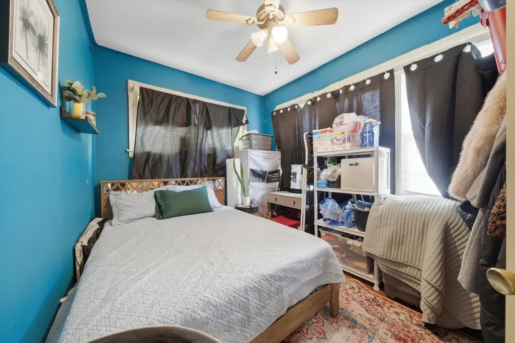 5723 North Talman Avenue Chicago IL 60659