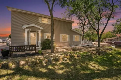 156 Fossil Cove Lane Wilmington IL 60481