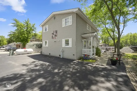 156 Fossil Cove Lane Wilmington IL 60481