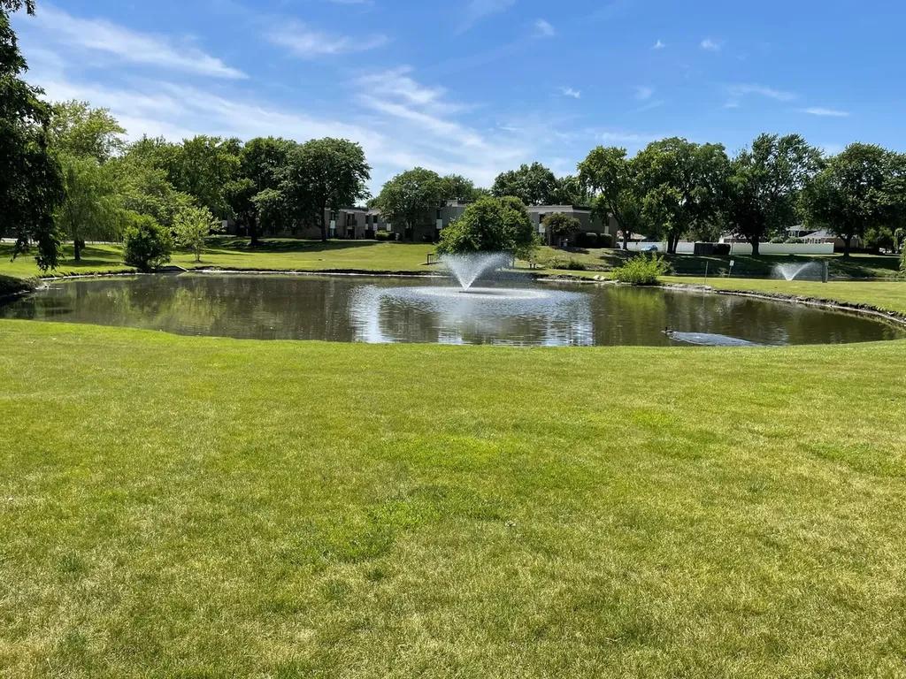 7373 Blackburn Avenue Downers Grove IL 60516