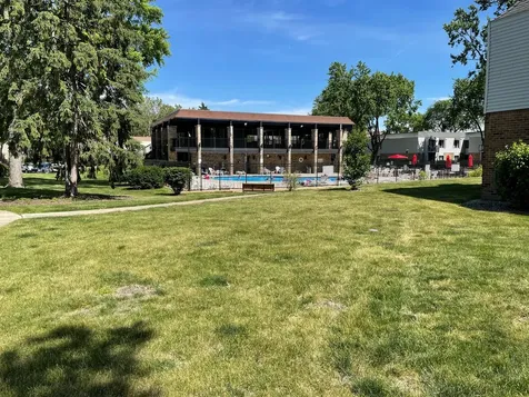 7373 Blackburn Avenue Downers Grove IL 60516