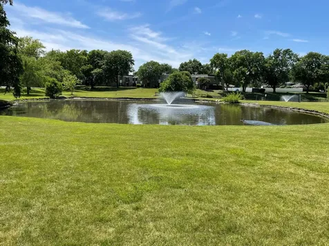 7373 Blackburn Avenue Downers Grove IL 60516