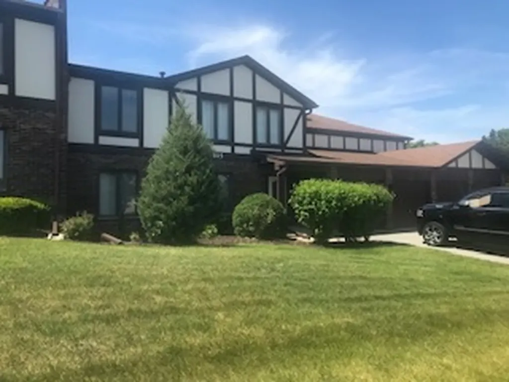9815 West Creek Road Palos Park IL 60464