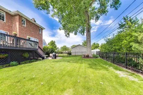 909 South Cambridge Avenue Elmhurst IL 60126
