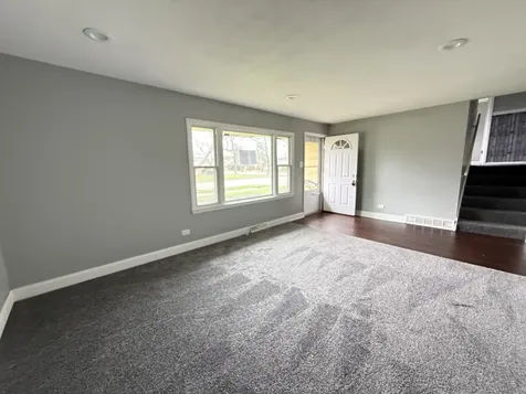 18864 Greenbay Avenue Lansing IL 60438