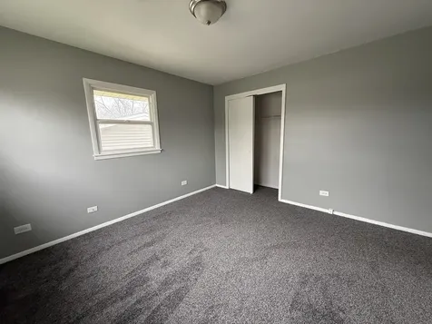 18864 Greenbay Avenue Lansing IL 60438
