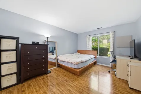 2100 Valencia Drive Northbrook IL 60062