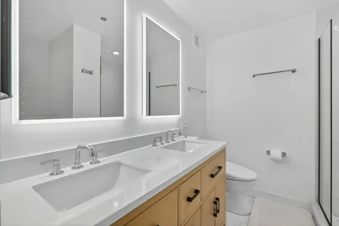 200 West Grand Avenue Chicago IL 60654