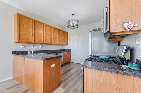 1825 Parkside Drive Shorewood IL 60404