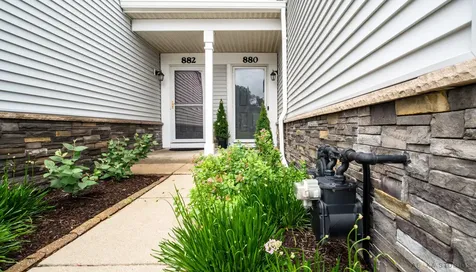 880 Genesee Drive Naperville IL 60563