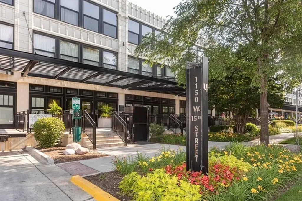 1150 West 15th Street Chicago IL 60608