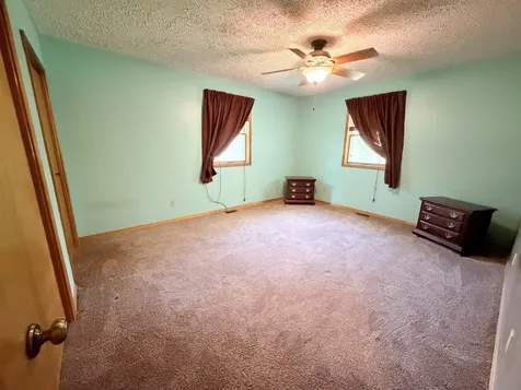 17179 Swisher Hill Road Dewitt IL 61735