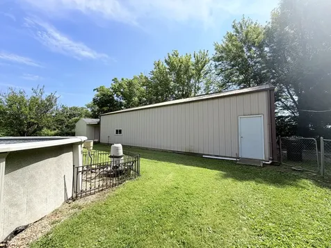 17179 Swisher Hill Road Dewitt IL 61735
