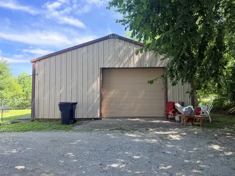 17179 Swisher Hill Road Dewitt IL 61735