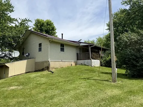 17179 Swisher Hill Road Dewitt IL 61735
