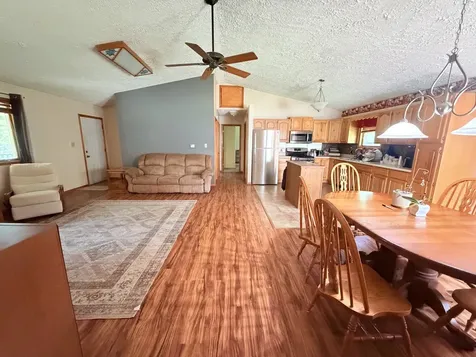 17179 Swisher Hill Road Dewitt IL 61735