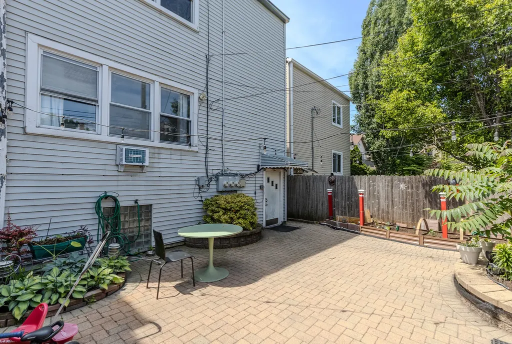 3130 West Wilson Avenue Chicago IL 60625