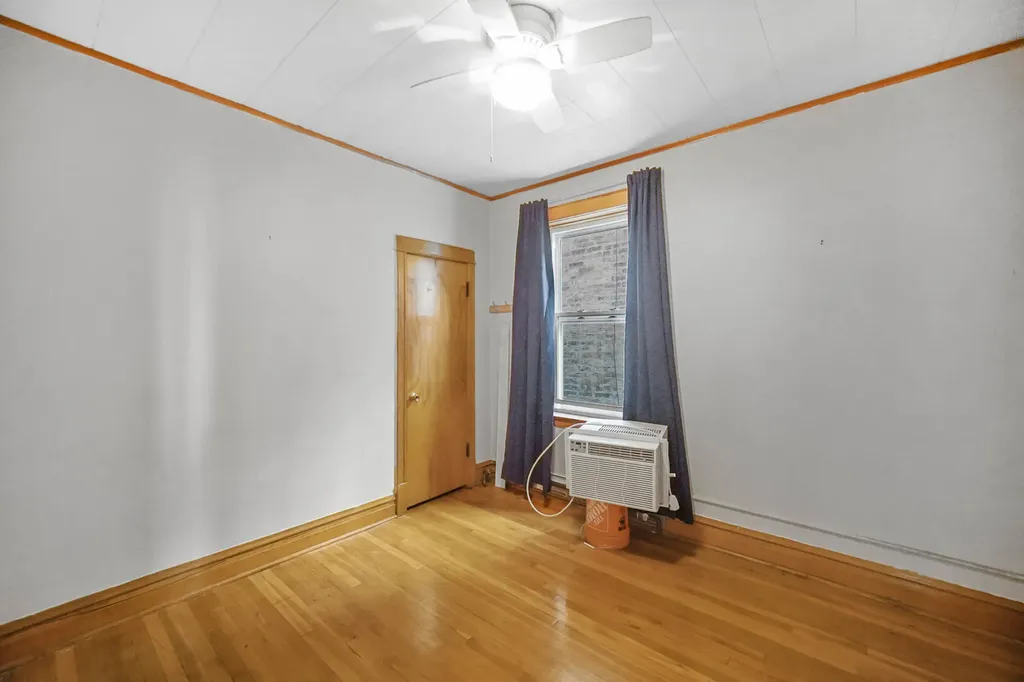3130 West Wilson Avenue Chicago IL 60625