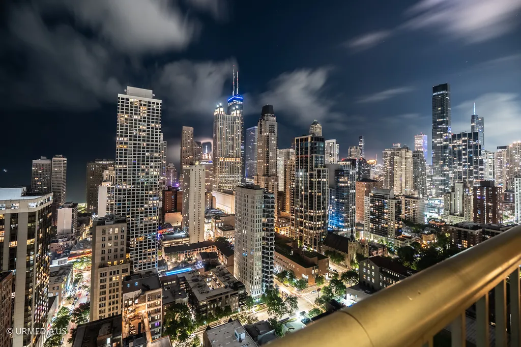 111 West Maple Street Chicago IL 60610