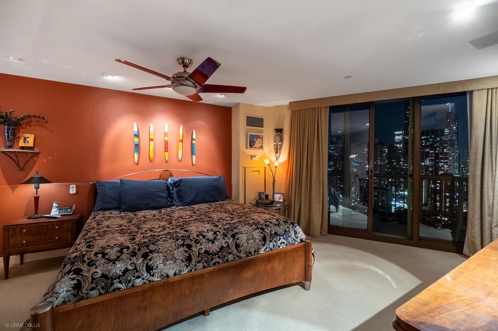 111 West Maple Street Chicago IL 60610