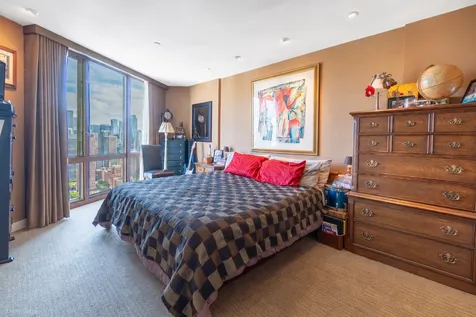 111 West Maple Street Chicago IL 60610