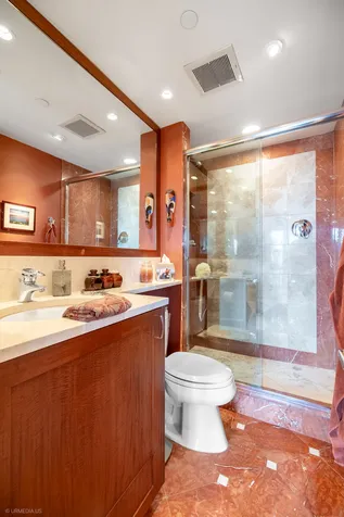 111 West Maple Street Chicago IL 60610