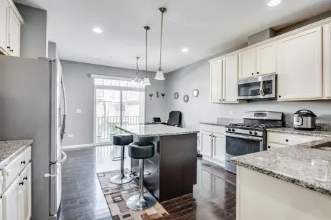 2875 Henley Lane Naperville IL 60540