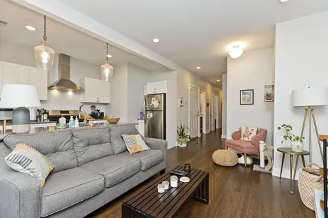 856 North Hermitage Avenue Chicago IL 60622