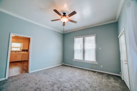 424 North 2nd Street Watseka IL 60970