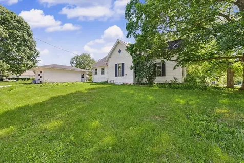 307 South Lincoln Street Mahomet IL 61853