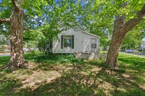 307 South Lincoln Street Mahomet IL 61853