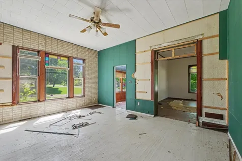 307 South Lincoln Street Mahomet IL 61853