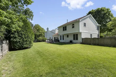 1118 Highland Grove Drive Buffalo Grove IL 60089