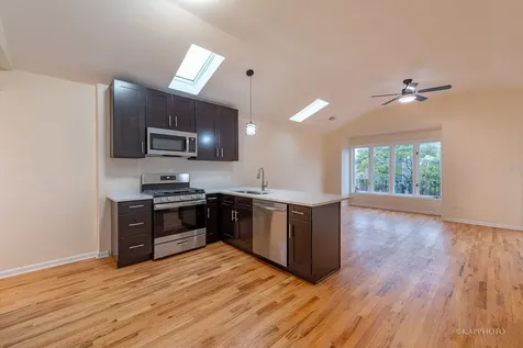 2435 West Polk Street Chicago IL 60612