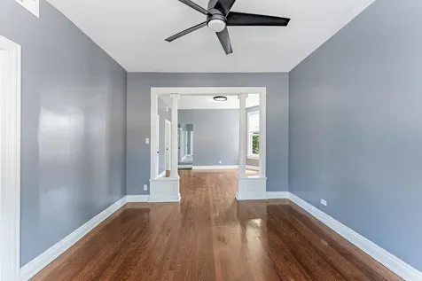 3535 West Walnut Street Chicago IL 60624