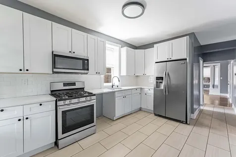 3535 West Walnut Street Chicago IL 60624