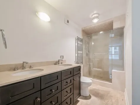 2626 North Lakeview Avenue Chicago IL 60614